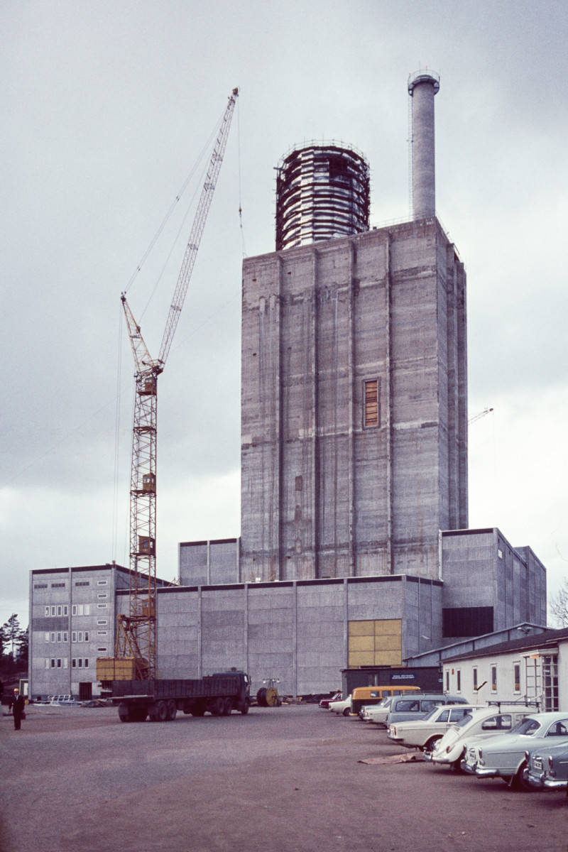 Reaktorbyggnaden under uppförande. 